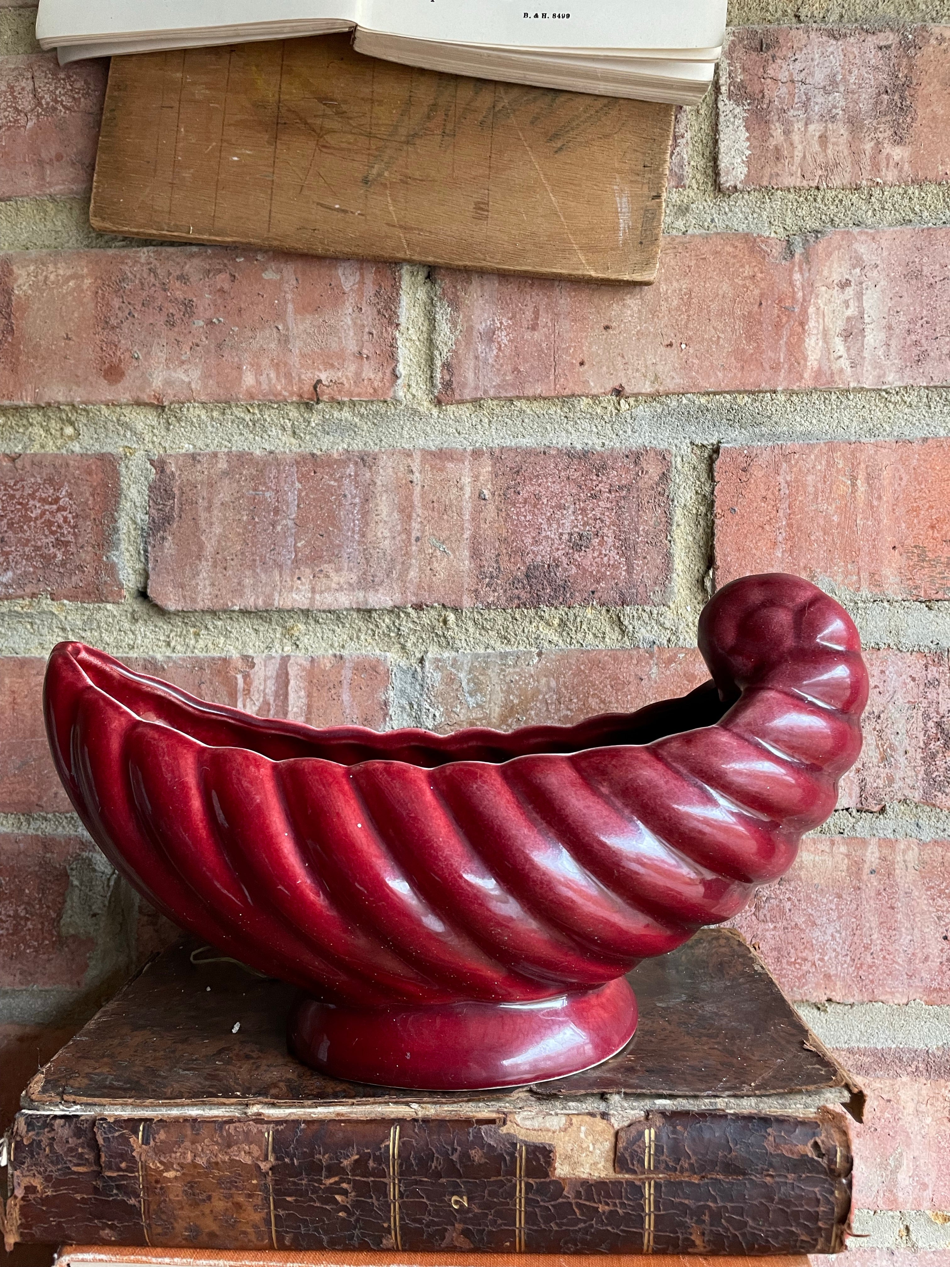 Vintage “Shell” Ceramic Vase: Burgundy